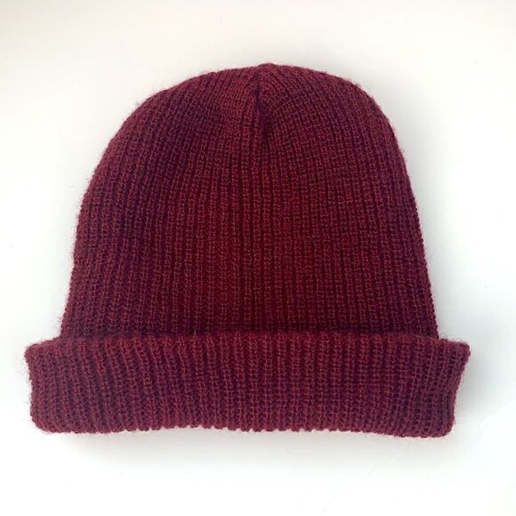 Zara Accessories Beanie Burgundy  - Picture 2 of 4
